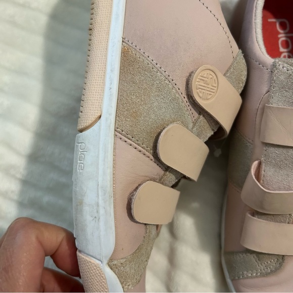 PLAE Larkin Shoe - Picture 4 of 9